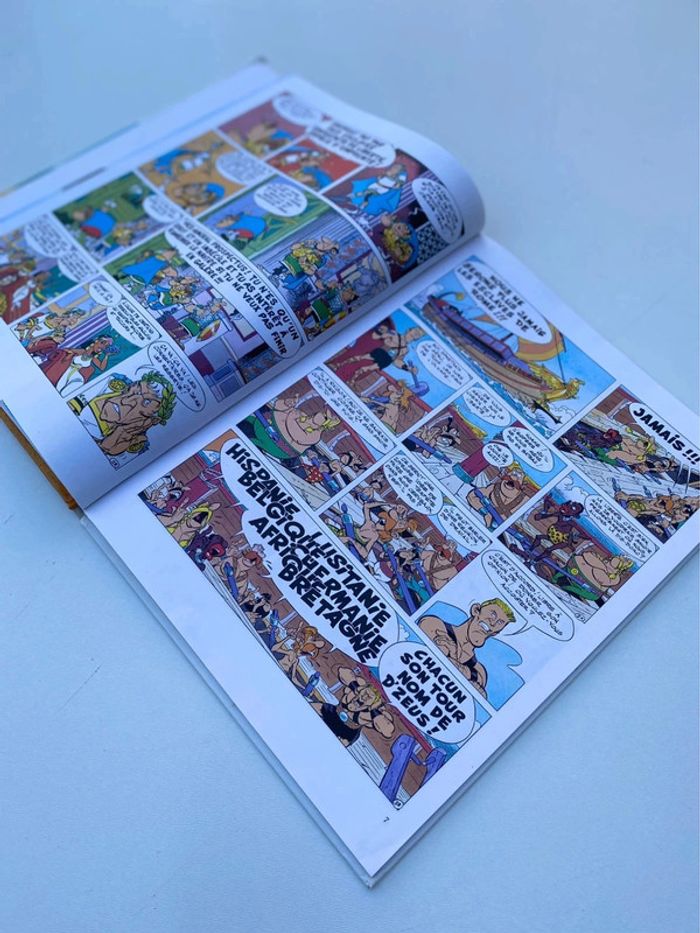 Bande dessinée Astérix " La galère d’Obelix " - photo numéro 4