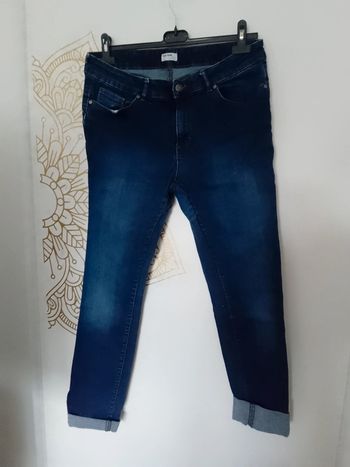 Jean push up taille 44