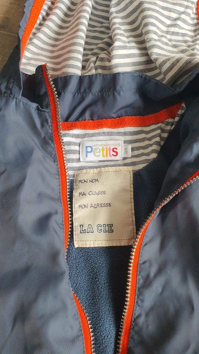 Veste de pluie 24 mois en très bon état - photo numéro 3
