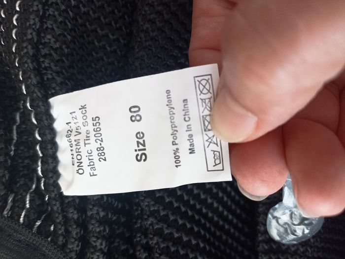 Chaussettes neige neuves pour pneus - photo numéro 5