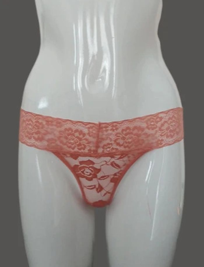 String rose 34