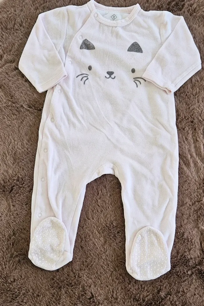 Lot de pyjama velours 18 mois disney minnie - photo numéro 4