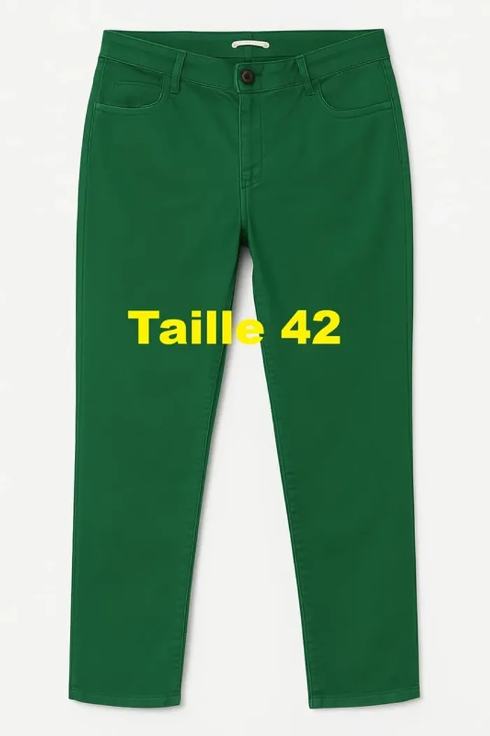 Pantacourt vert Fashion Private Company Taille 42