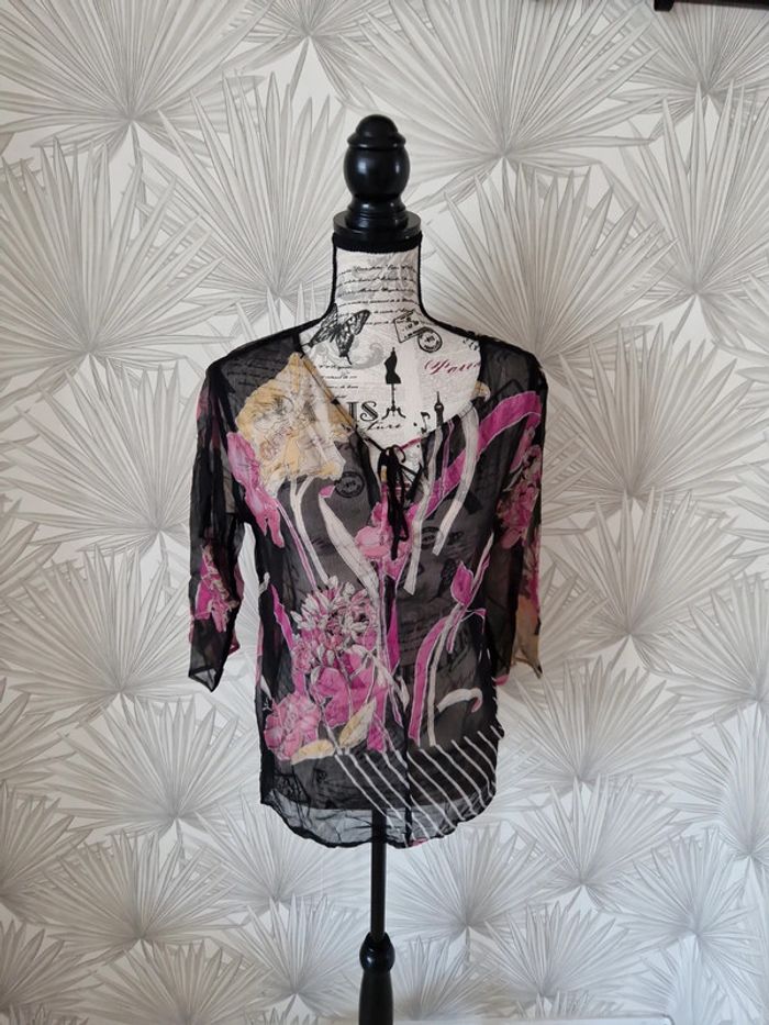 Joli haut transparent taille 40/42