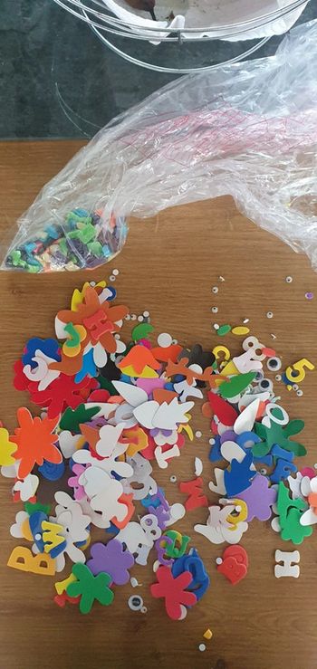 Ensemble de gomettes mosaïques divers