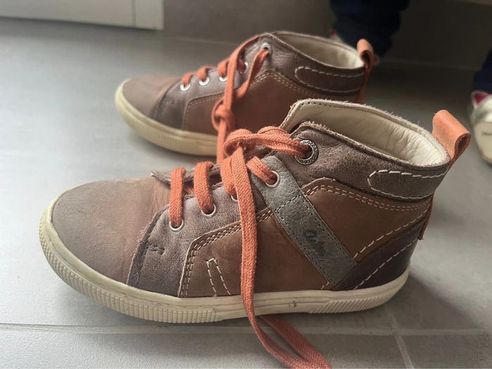 Chaussure montante - photo numéro 2