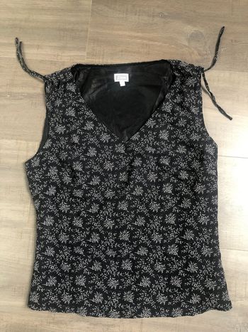 Débardeur Etam taille 40 noir y2k imprimé fleurs blanches