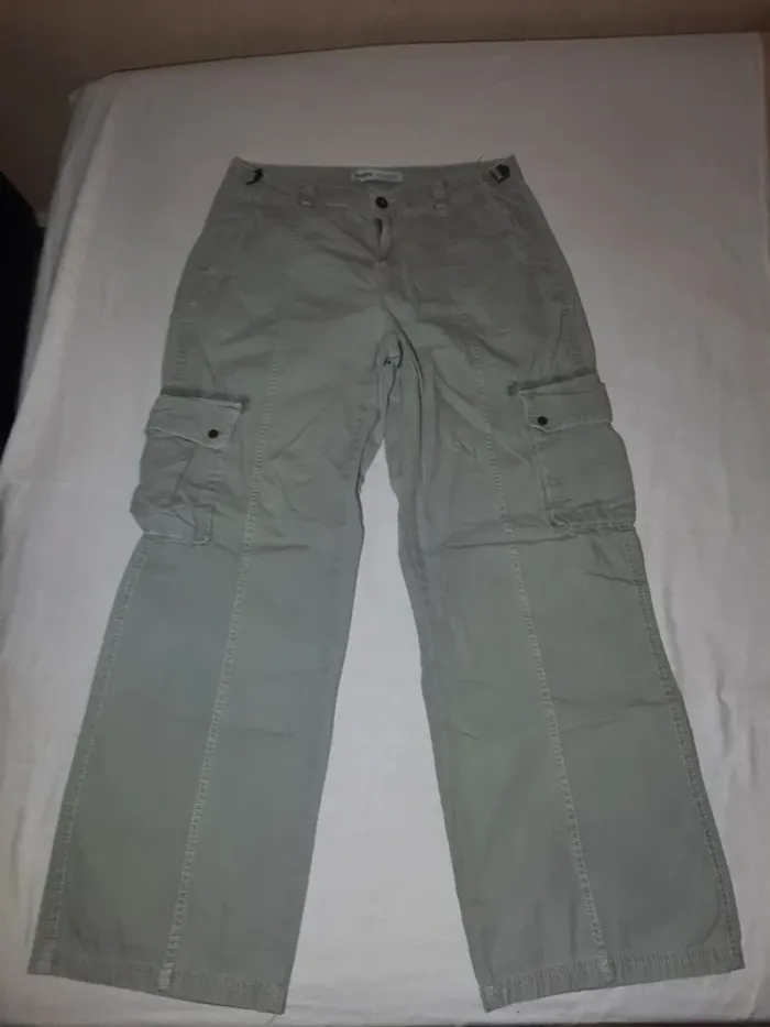 Jean vintage bershka - photo numéro 4