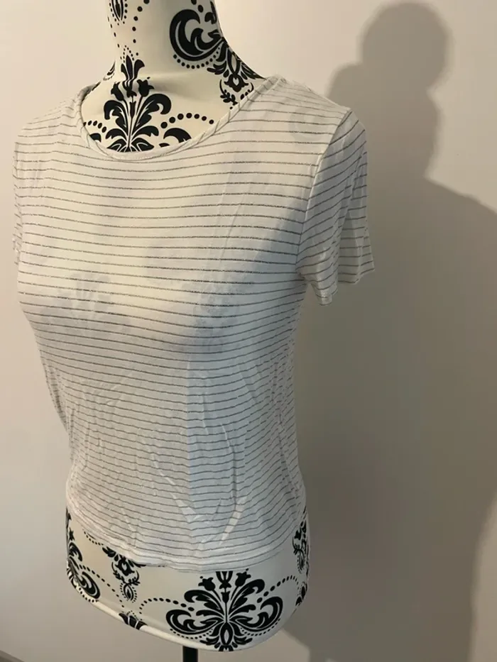 T-shirt à manches courtes blanc rayure argenté col rond pimkie taille 36 - photo numéro 3