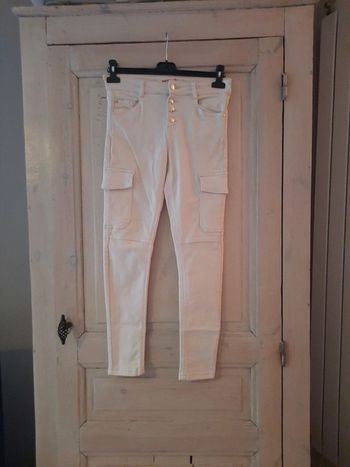 Pantalon slim cargo
