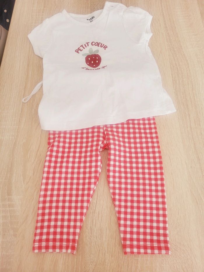 Ensemble fille taille 6 mois