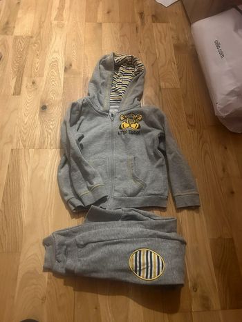 Jogging 2 pièces Disney venu 86/92cm