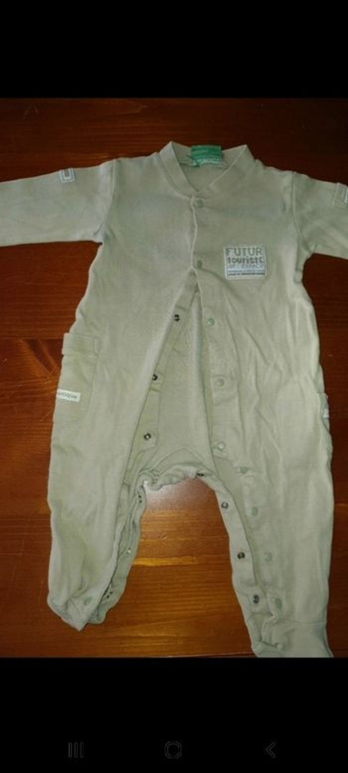 3 pyjamas 12 mois - photo numéro 2