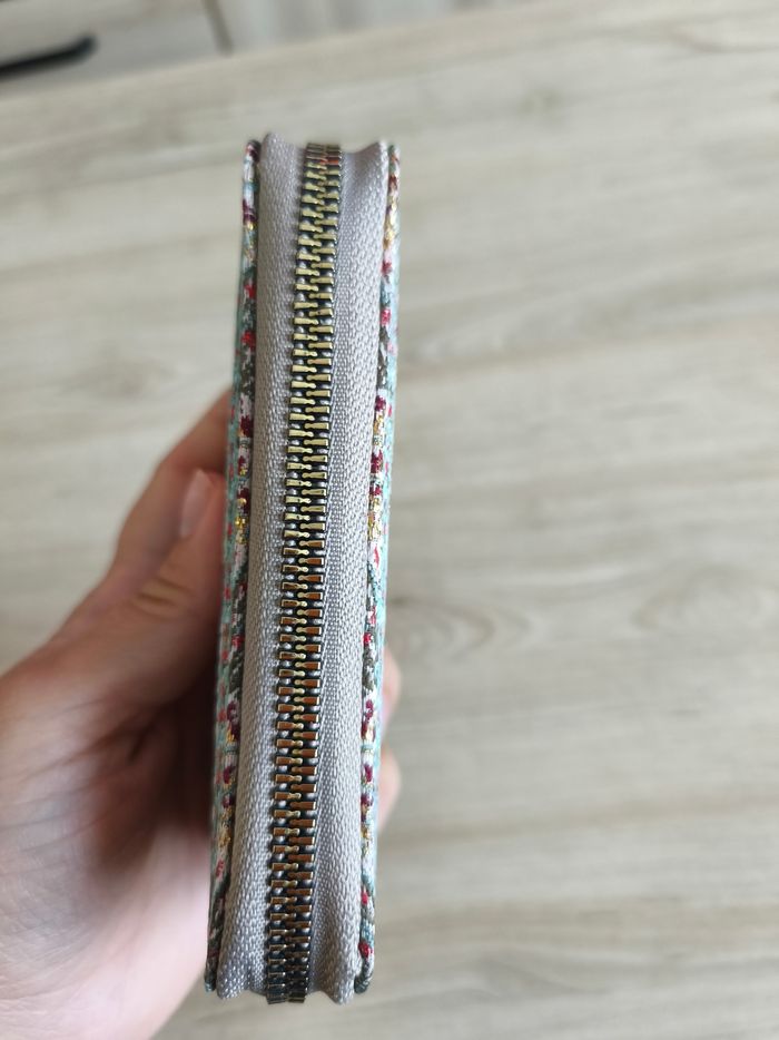 Porte monnaie - photo numéro 2