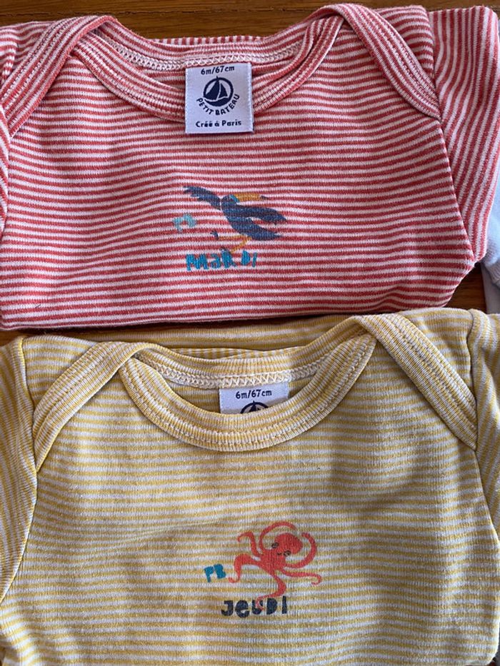 Lot de 7 bodies petit bateau 6 mois - photo numéro 2