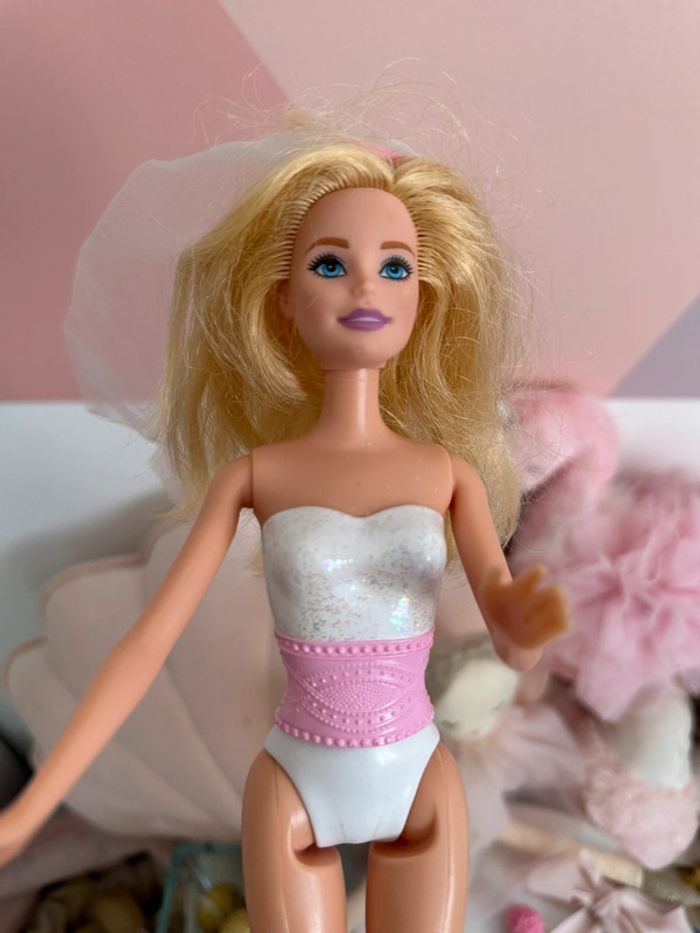 Poupée Barbie mariée - photo numéro 5