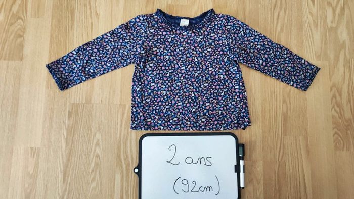 t-shirt taille 2 ans, 92 cm
