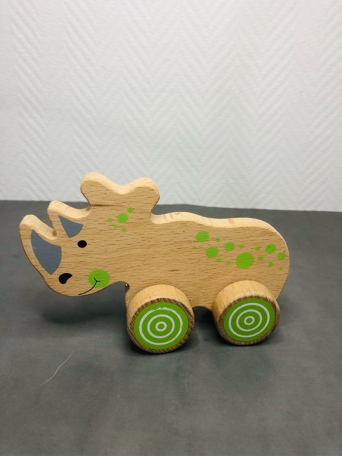 Rhinocéros en bois