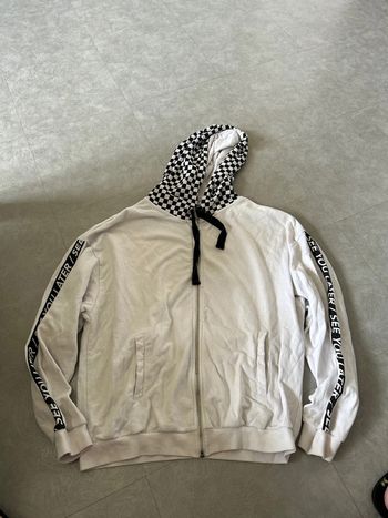 Veste damier noir et blanc