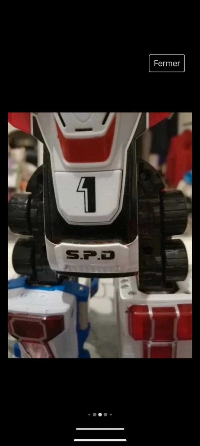 Robot Power Rangers S-P-D, DX Megazord Delta Squad, Bandaï. Année 2004 - photo numéro 10