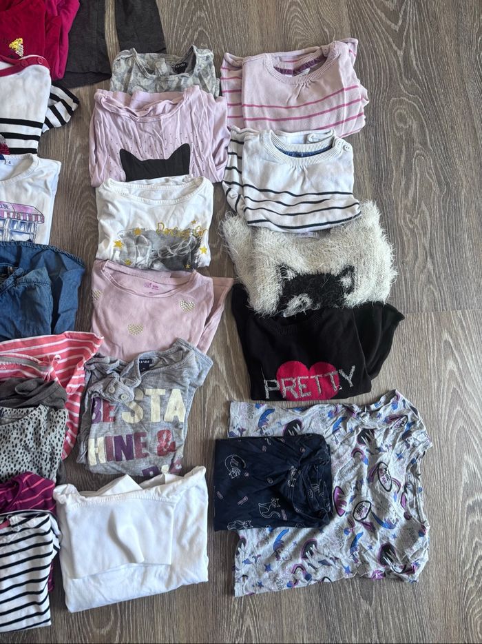 Lot vêtements fille 4 ans - photo numéro 4