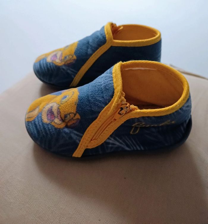 Chaussons Roi lion 24 - photo numéro 3