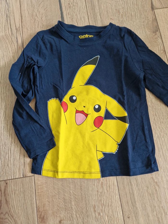 Tee shirt manche longue pokemon 5 ans