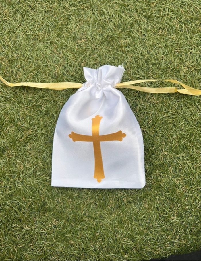 Collier croix - photo numéro 3