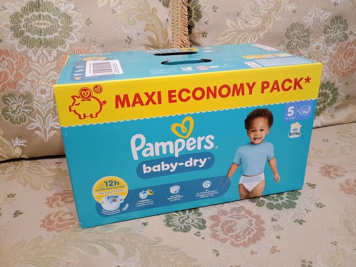Couches Pampers taille 5