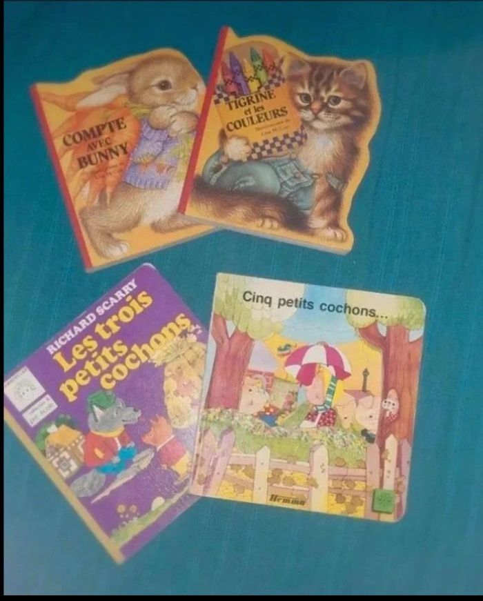 Lot de 4 livres pour enfant