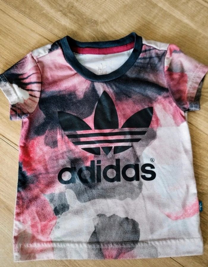 Tshirt adidas - photo numéro 2