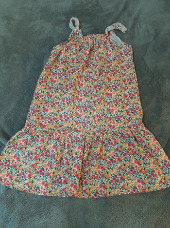 Robe fleurs 8ans