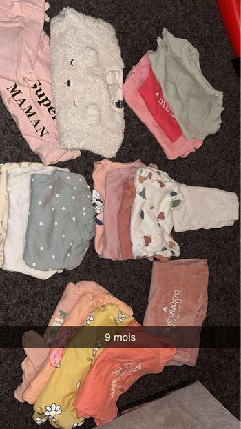 Lot 9 mois fille.