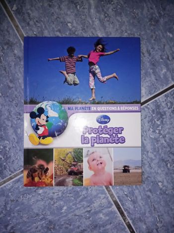 Livre protégé la planète avec Disney