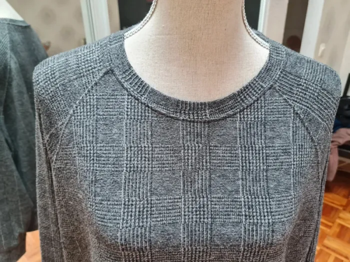Sweat femme H&M logg TL - photo numéro 2