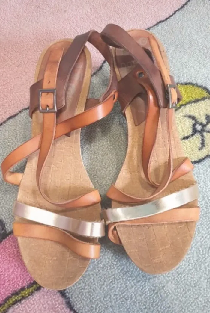 Sandales en cuir - photo numéro 2