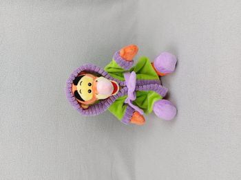 Peluche doudou Tigrou DISNEY NICOTOY en peignoir vert capuche violet 32 cm