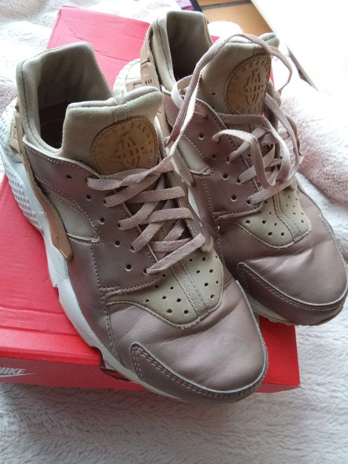 Chaussures Nike Air Huarache Run - photo numéro 3