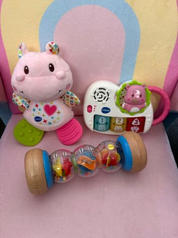 Lot jouets.