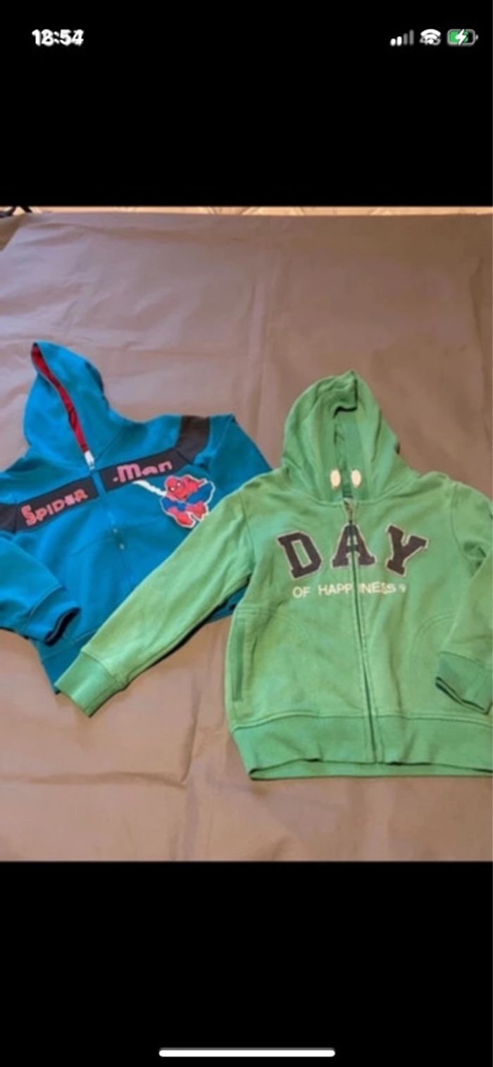 Lot de vêtements garçon 6 ans - photo numéro 8