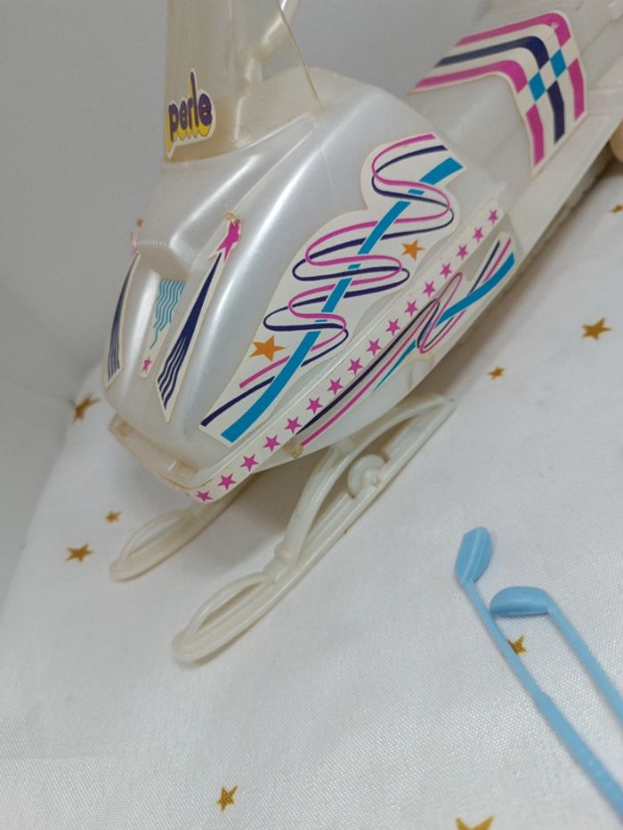 Motoneige snowmobile snow sport d'hiver winter raquette golf barbie Steffi perle poupée doll - photo numéro 6