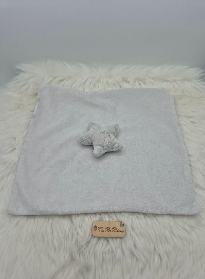 Doudou plat blanc étoile grise nuages Primark