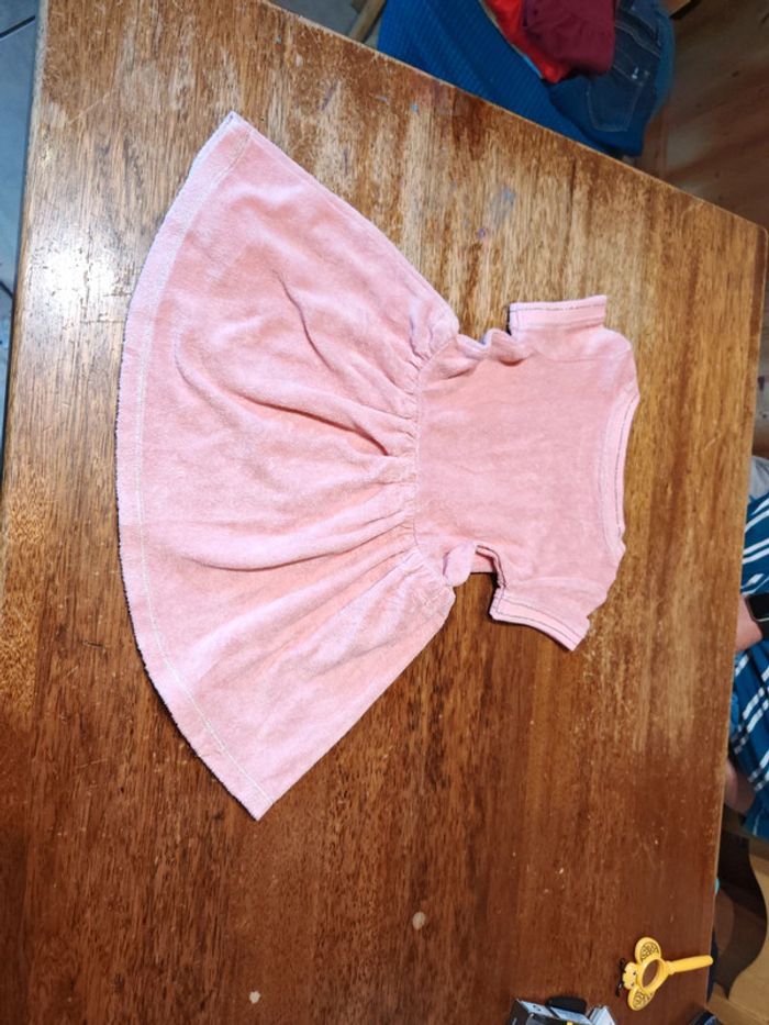 Robe éponge Minnie taille 36 mois - photo numéro 4
