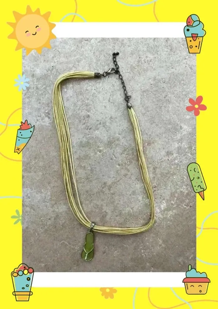 Collier vert tong - photo numéro 2