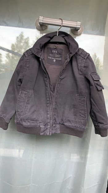 Veste garçon (taille 5 ans)