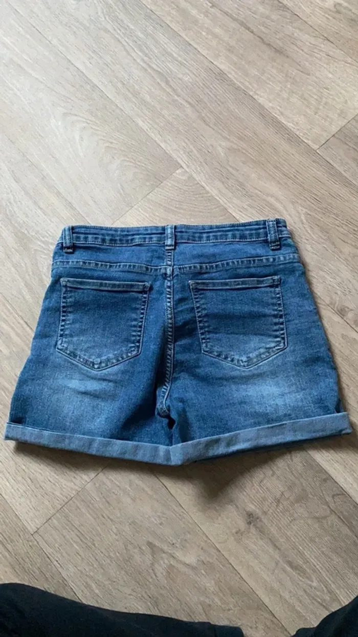 Short en jean - photo numéro 2