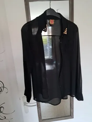 Chemise noire transparente