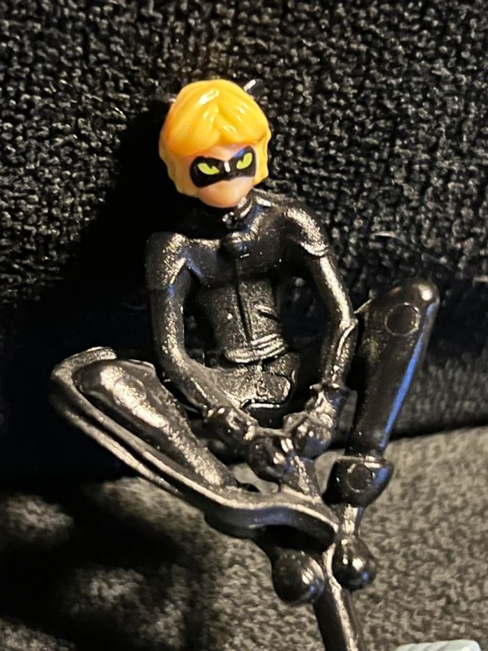 Miraculous : chat noir - photo numéro 3
