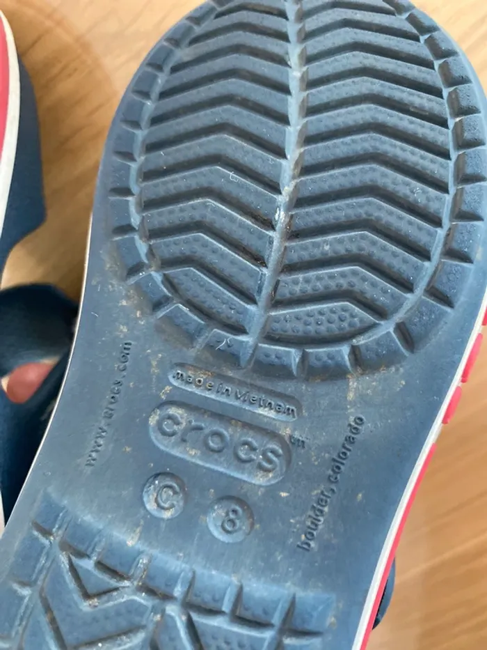 Sandales Crocs T 24-25 (8) - photo numéro 5