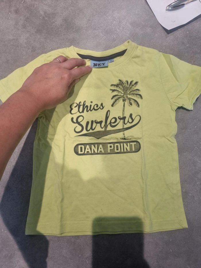 Lot t shirt - photo numéro 2